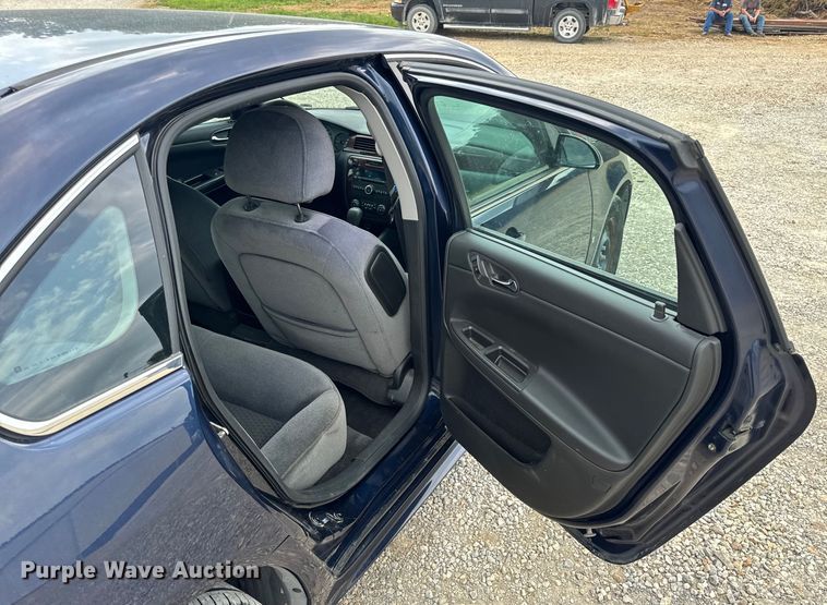 image for item EH6851 2009 Chevrolet  Impala LS 