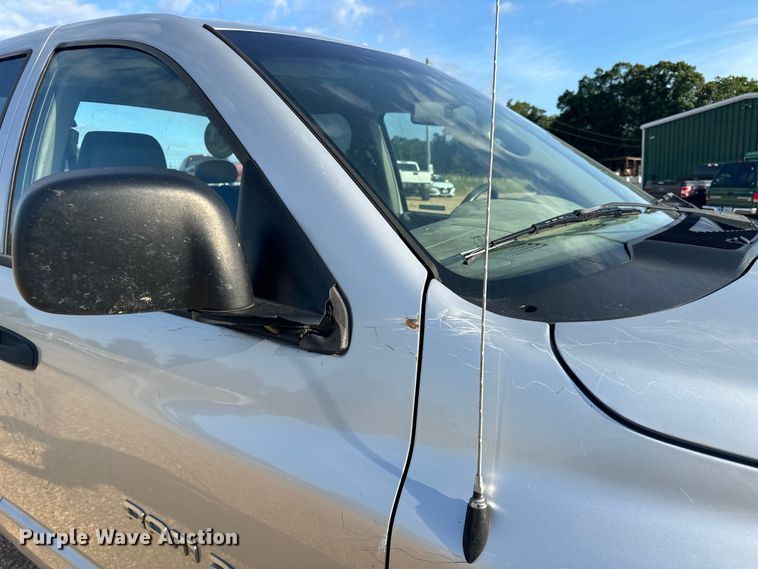 image for item EH6868 2006 Dodge  Ram 2500 Quad Cab pickup truck