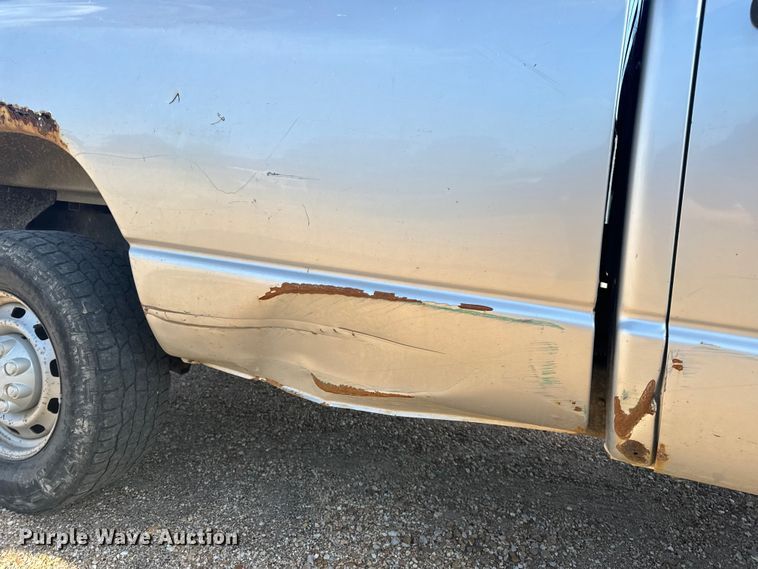 image for item EH6868 2006 Dodge  Ram 2500 Quad Cab pickup truck