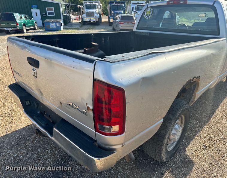 image for item EH6868 2006 Dodge  Ram 2500 Quad Cab pickup truck