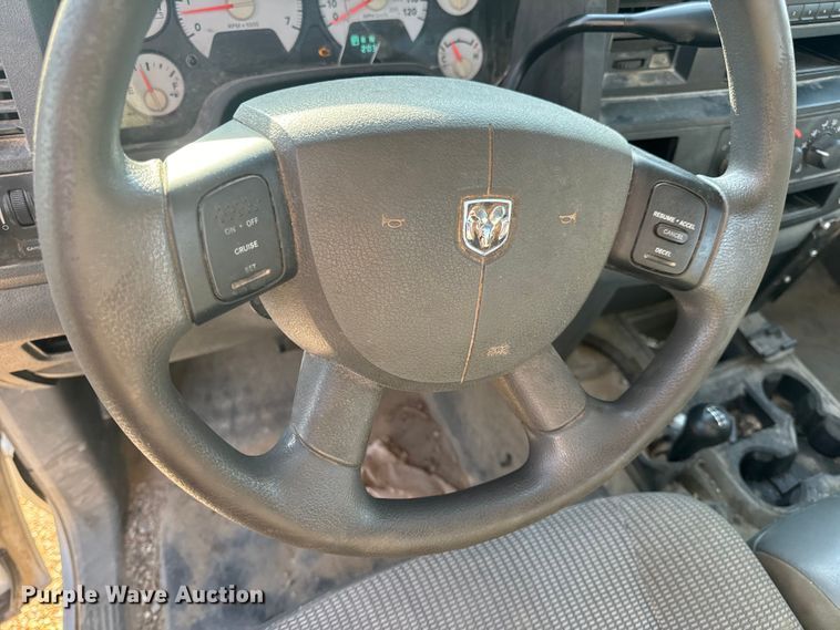 image for item EH6868 2006 Dodge  Ram 2500 Quad Cab pickup truck