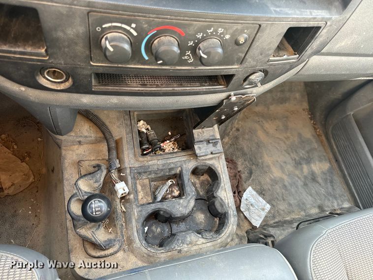 image for item EH6868 2006 Dodge  Ram 2500 Quad Cab pickup truck