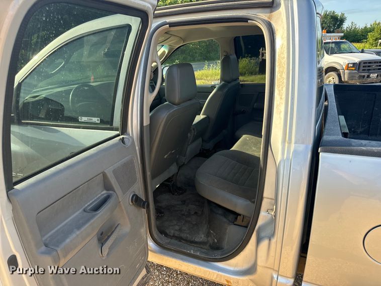 image for item EH6868 2006 Dodge  Ram 2500 Quad Cab pickup truck
