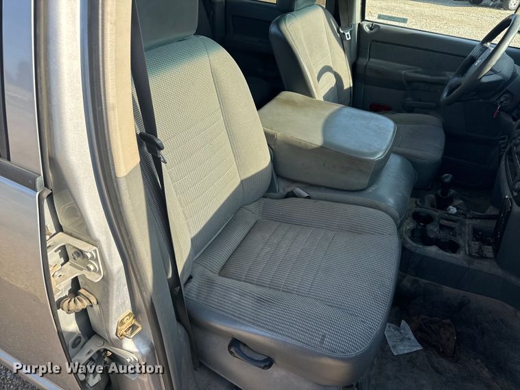 image for item EH6868 2006 Dodge  Ram 2500 Quad Cab pickup truck