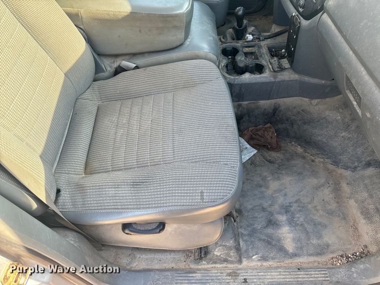 image for item EH6868 2006 Dodge  Ram 2500 Quad Cab pickup truck