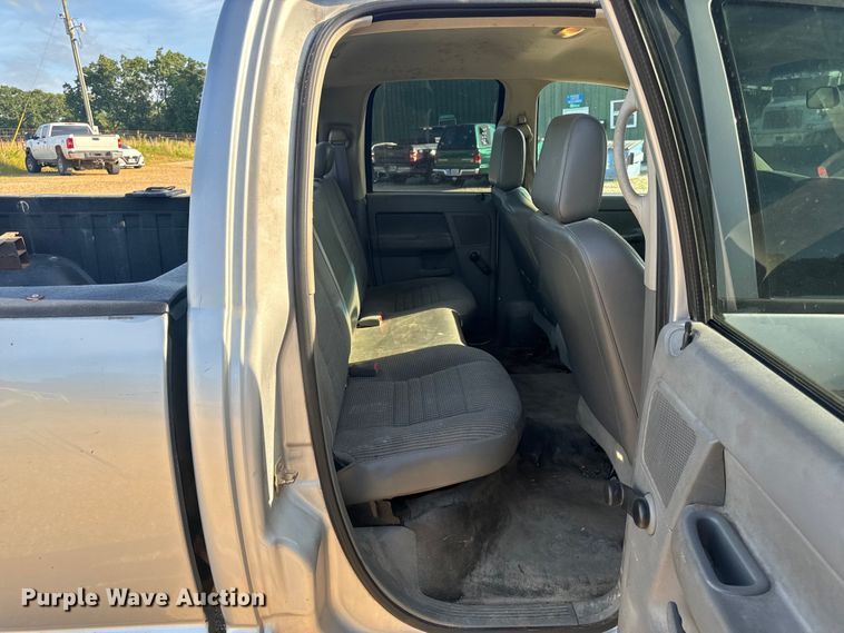 image for item EH6868 2006 Dodge  Ram 2500 Quad Cab pickup truck