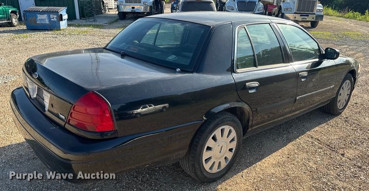 image for item EH6869 2010 Ford Crown Victoria Police Interceptor 