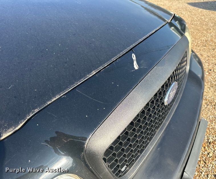 image for item EH6869 2010 Ford Crown Victoria Police Interceptor 