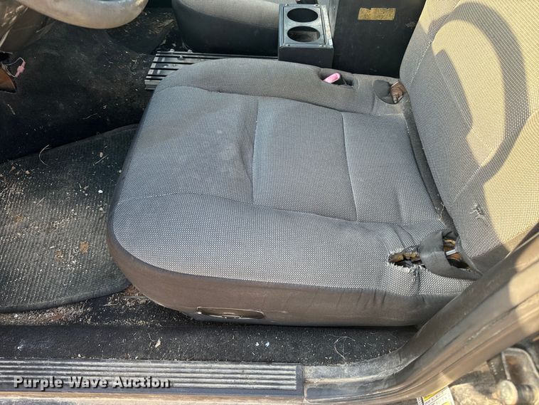 image for item EH6869 2010 Ford Crown Victoria Police Interceptor 