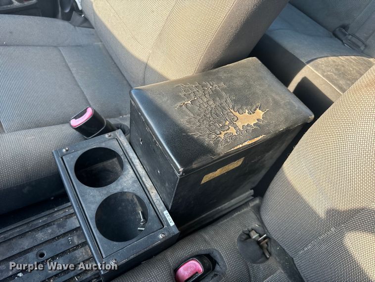 image for item EH6869 2010 Ford Crown Victoria Police Interceptor 