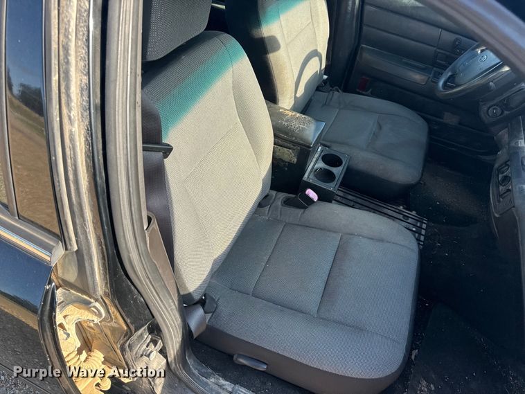 image for item EH6869 2010 Ford Crown Victoria Police Interceptor 