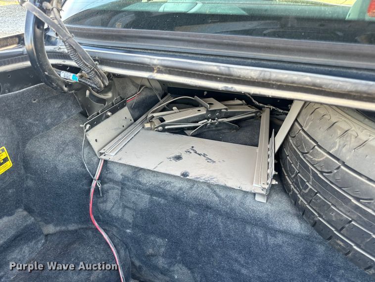 image for item EH6869 2010 Ford Crown Victoria Police Interceptor 