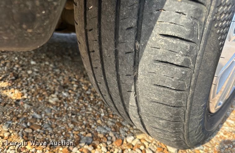 image for item EH6869 2010 Ford Crown Victoria Police Interceptor 