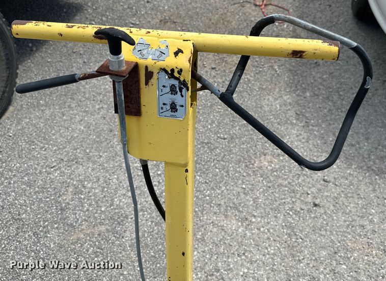 image for item EJ0601 1999 Bomag BM55E single drum vibratory roller