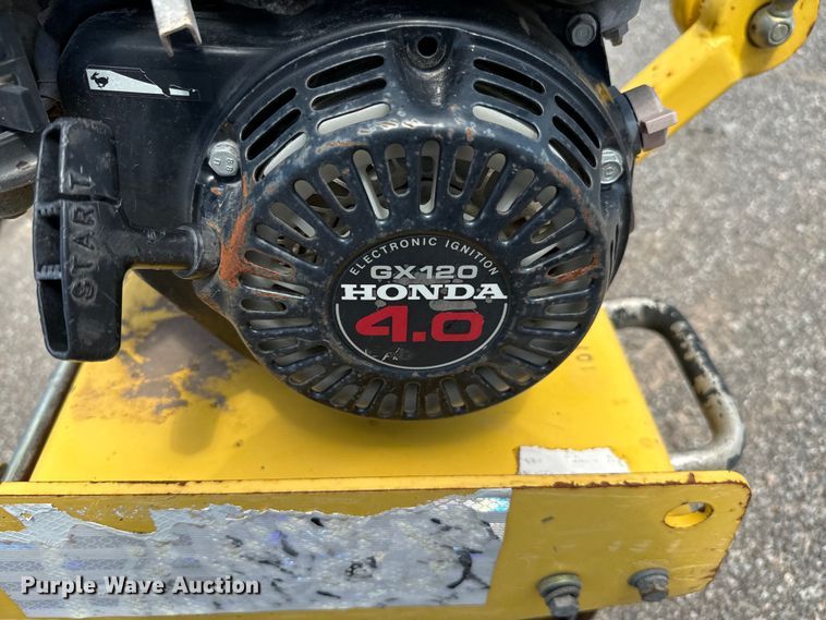 image for item EJ0601 1999 Bomag BM55E single drum vibratory roller