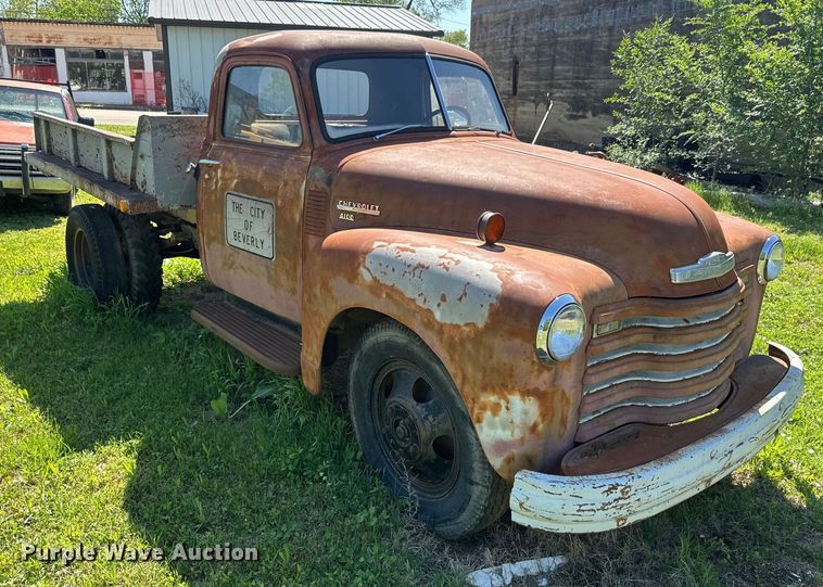 image for item EJ2787 1950 Chevrolet 4100 dump truck