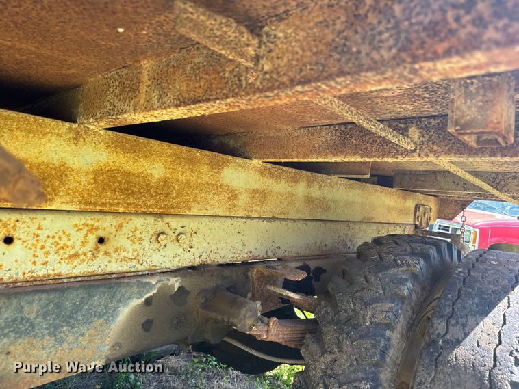 image for item EJ2787 1950 Chevrolet 4100 dump truck