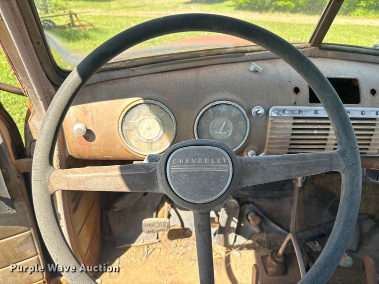 image for item EJ2787 1950 Chevrolet 4100 dump truck