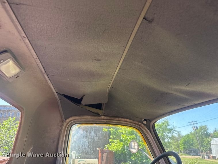 image for item EJ2787 1950 Chevrolet 4100 dump truck