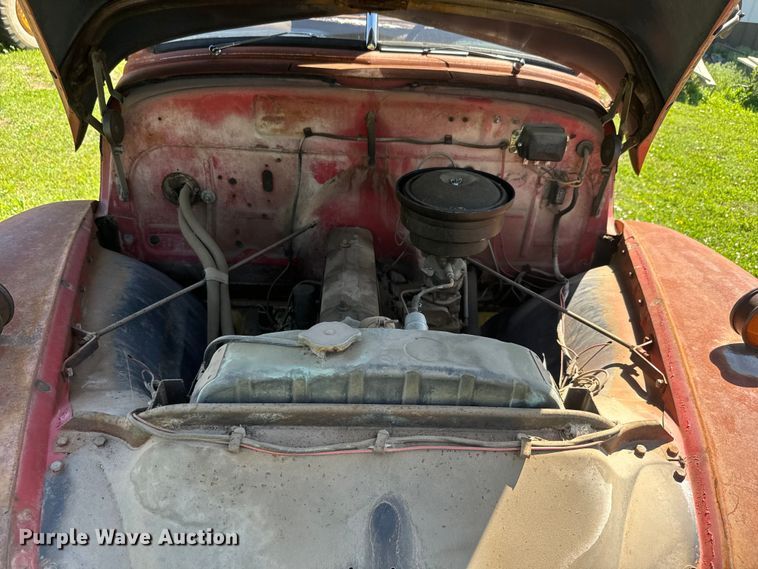 image for item EJ2787 1950 Chevrolet 4100 dump truck