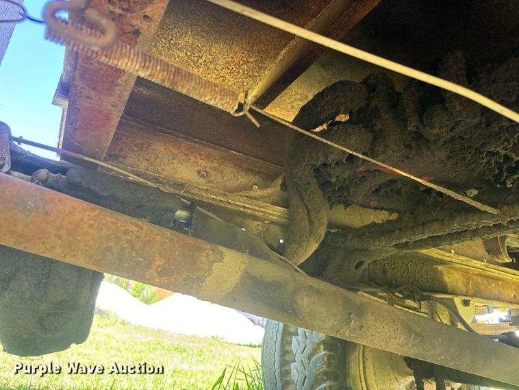 image for item EJ2787 1950 Chevrolet 4100 dump truck