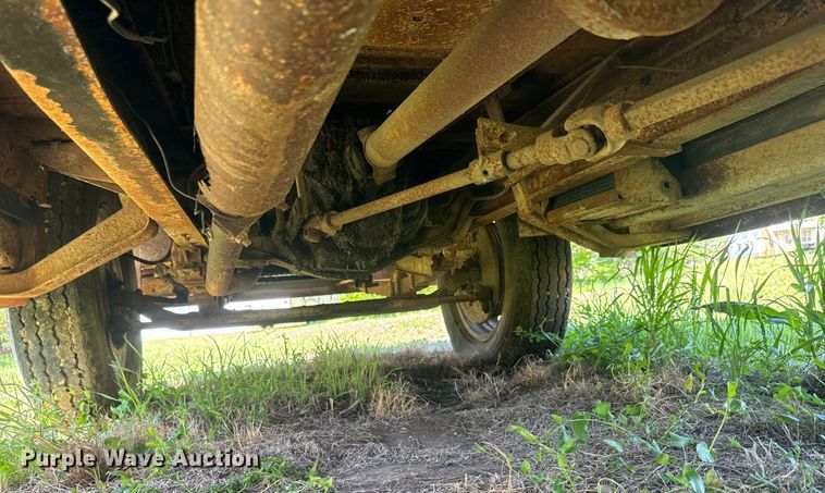 image for item EJ2787 1950 Chevrolet 4100 dump truck