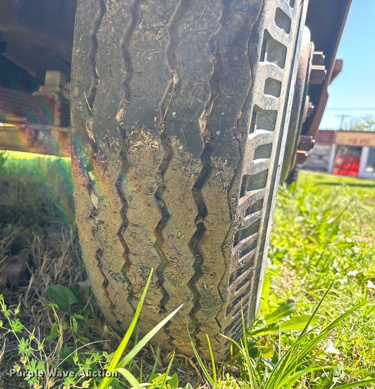 image for item EJ2787 1950 Chevrolet 4100 dump truck