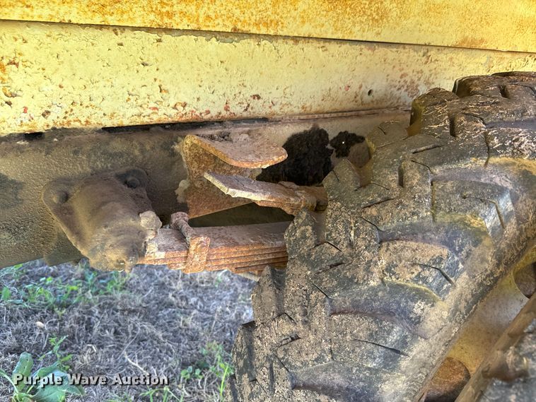 image for item EJ2787 1950 Chevrolet 4100 dump truck