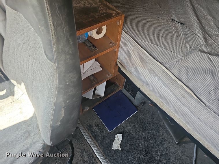 image for item EJ5494 1995 White GMC water truck