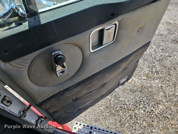 image for item EJ5494 1995 White GMC water truck