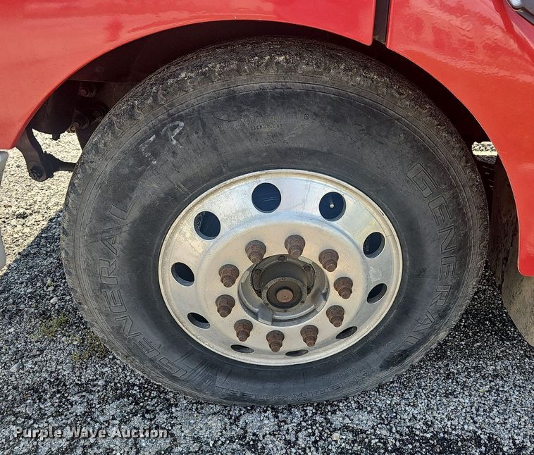 image for item EJ5494 1995 White GMC water truck