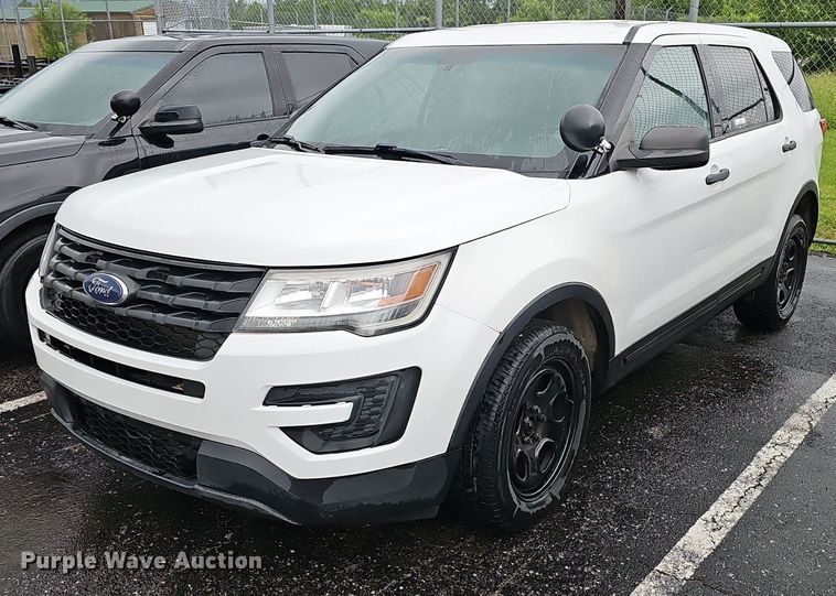 image for item EJ5510 2017 Ford  Explorer Police Interceptor SUV