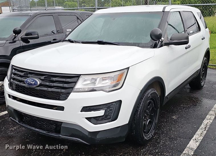 image for item EJ5510 2017 Ford  Explorer Police Interceptor SUV