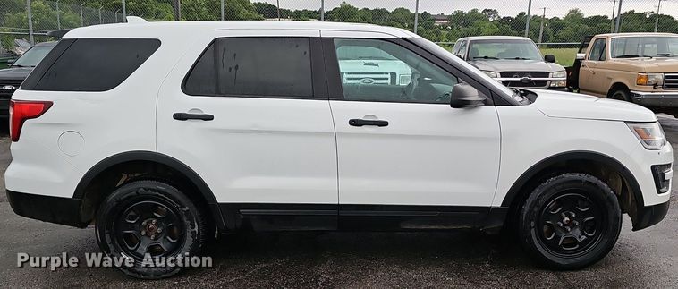 image for item EJ5510 2017 Ford  Explorer Police Interceptor SUV