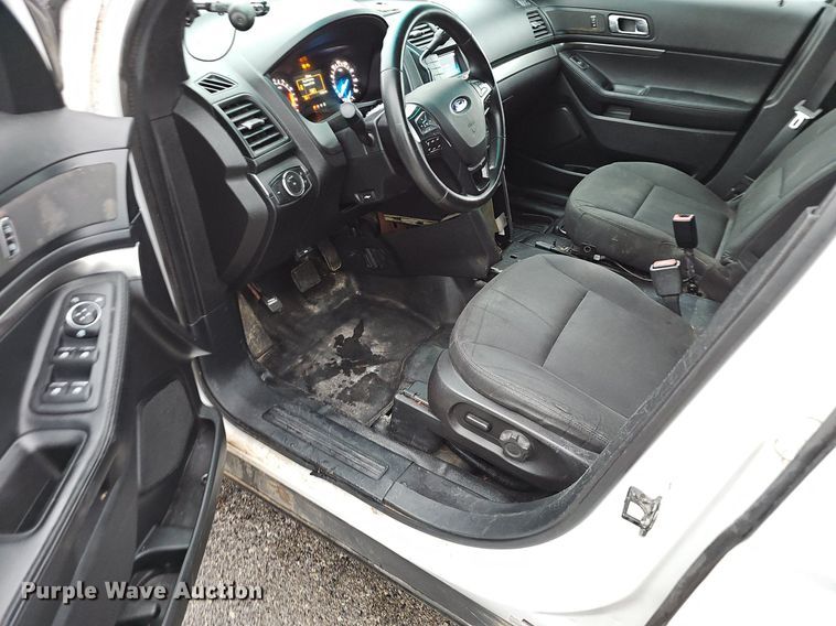 image for item EJ5510 2017 Ford  Explorer Police Interceptor SUV