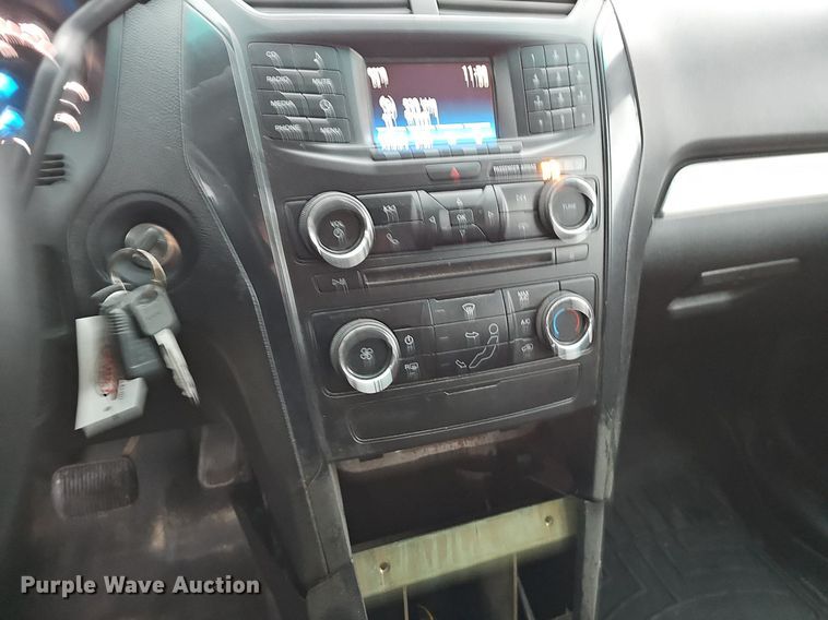 image for item EJ5510 2017 Ford  Explorer Police Interceptor SUV