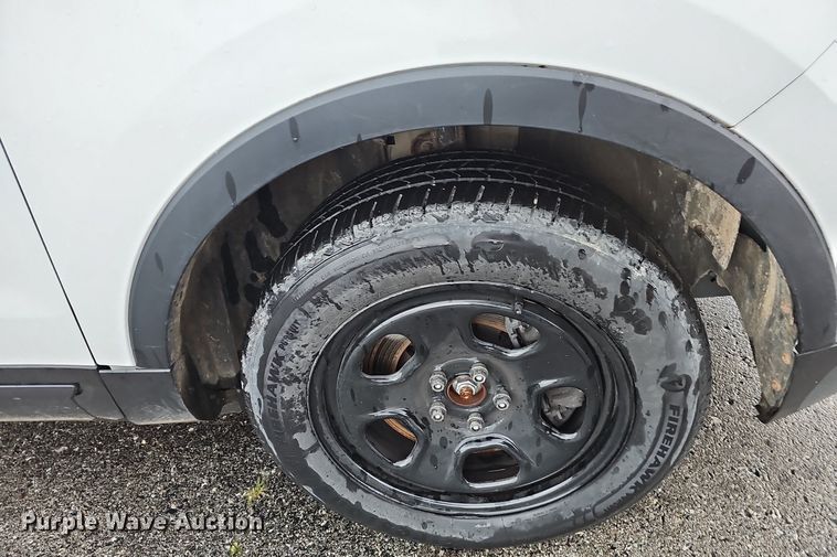 image for item EJ5510 2017 Ford  Explorer Police Interceptor SUV