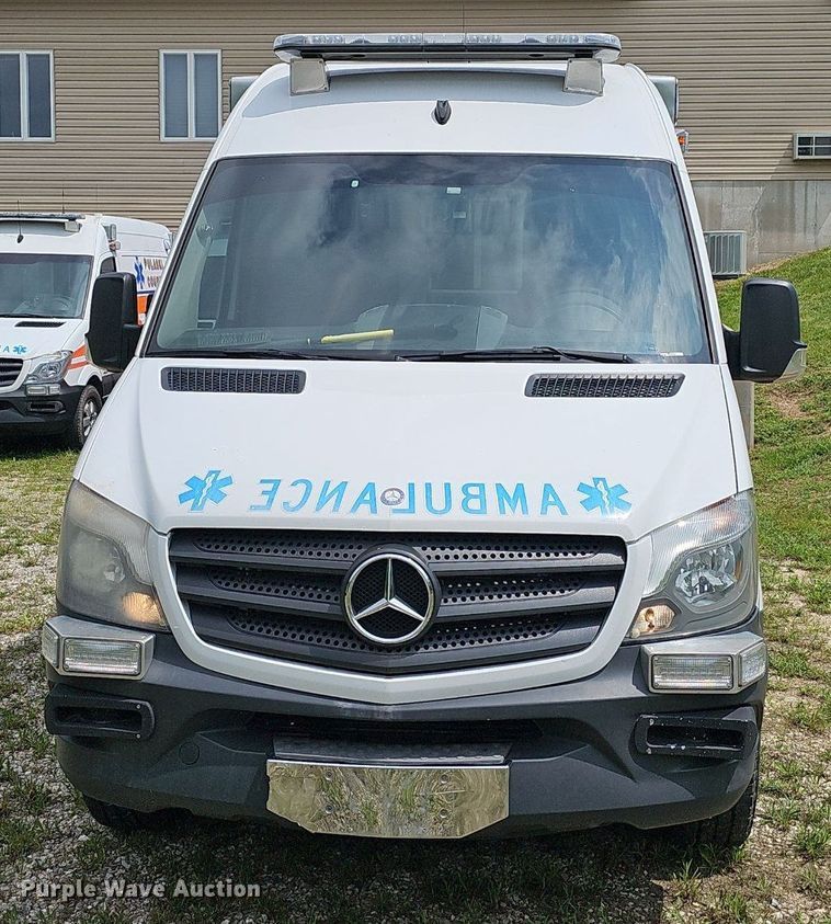image for item EJ5525 2014 Mercedes  Sprinter  ambulance