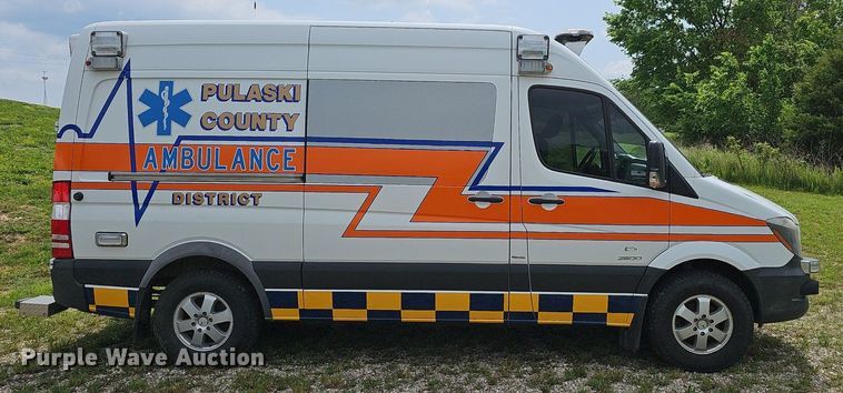 image for item EJ5525 2014 Mercedes  Sprinter  ambulance
