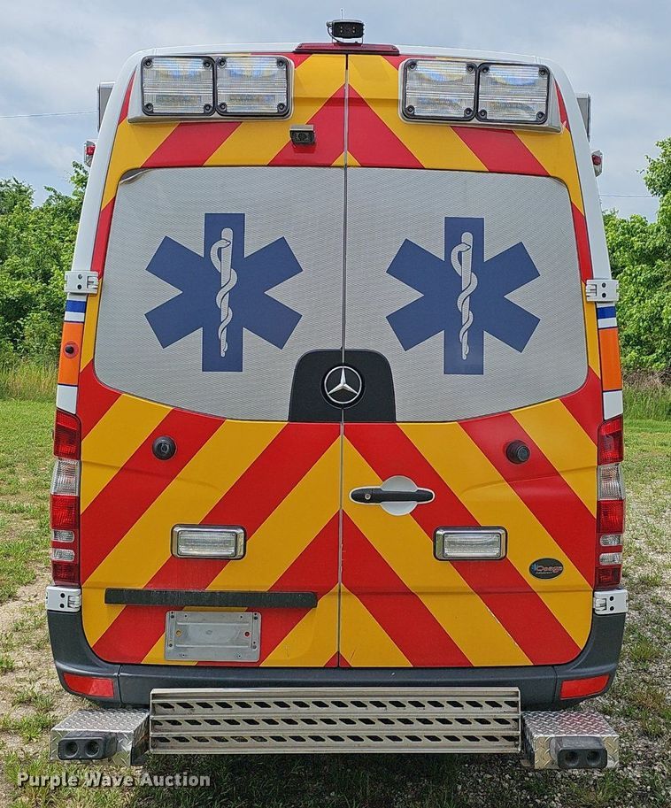 image for item EJ5525 2014 Mercedes  Sprinter  ambulance