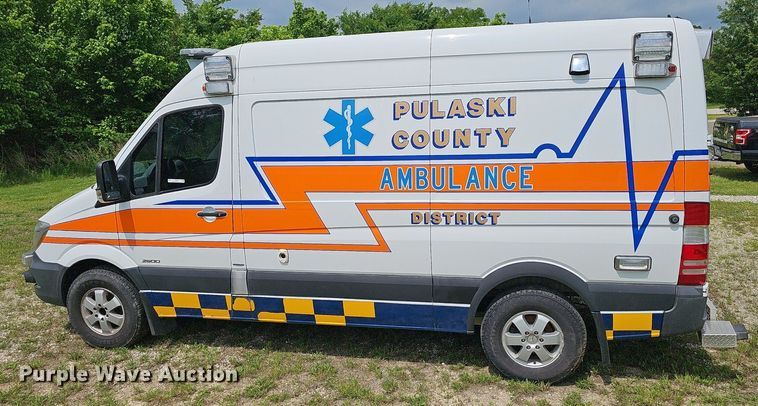 image for item EJ5525 2014 Mercedes  Sprinter  ambulance