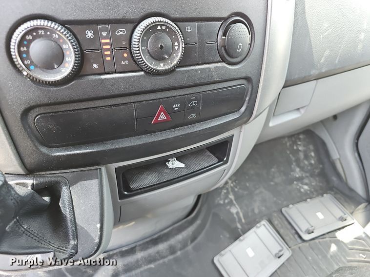 image for item EJ5525 2014 Mercedes  Sprinter  ambulance