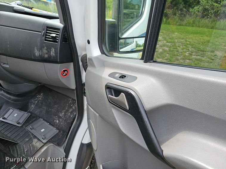 image for item EJ5525 2014 Mercedes  Sprinter  ambulance