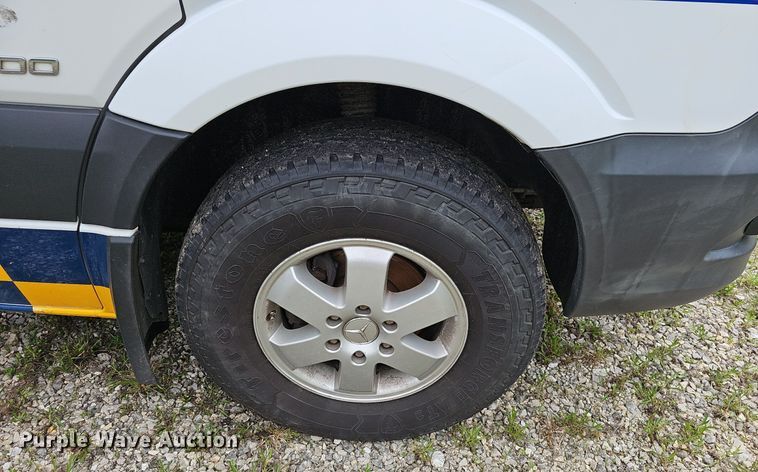 image for item EJ5525 2014 Mercedes  Sprinter  ambulance