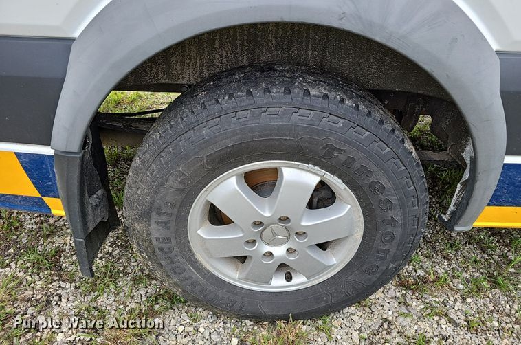 image for item EJ5525 2014 Mercedes  Sprinter  ambulance