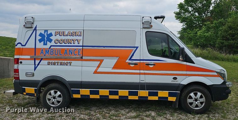 image for item EJ5526 2016 Mercedes  Sprinter ambulance
