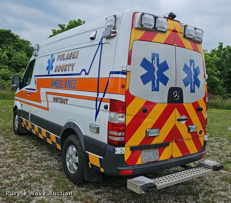 image for item EJ5526 2016 Mercedes  Sprinter ambulance