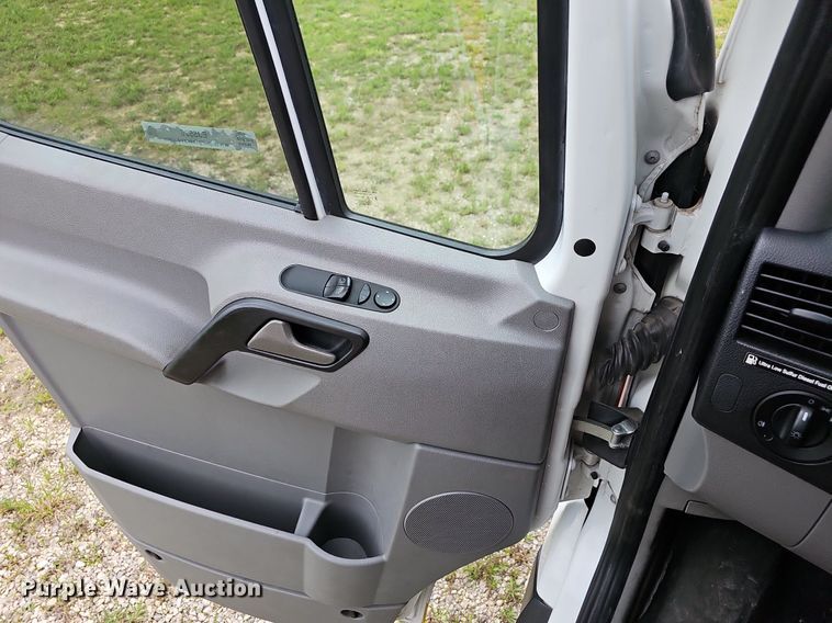 image for item EJ5526 2016 Mercedes  Sprinter ambulance