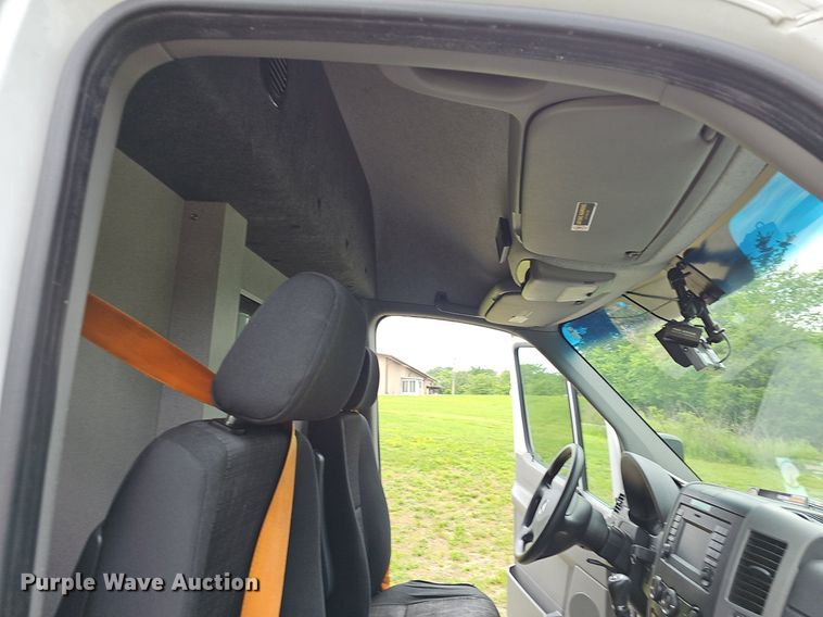 image for item EJ5526 2016 Mercedes  Sprinter ambulance