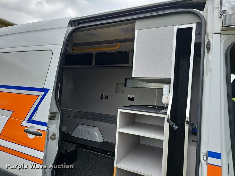 image for item EJ5526 2016 Mercedes  Sprinter ambulance
